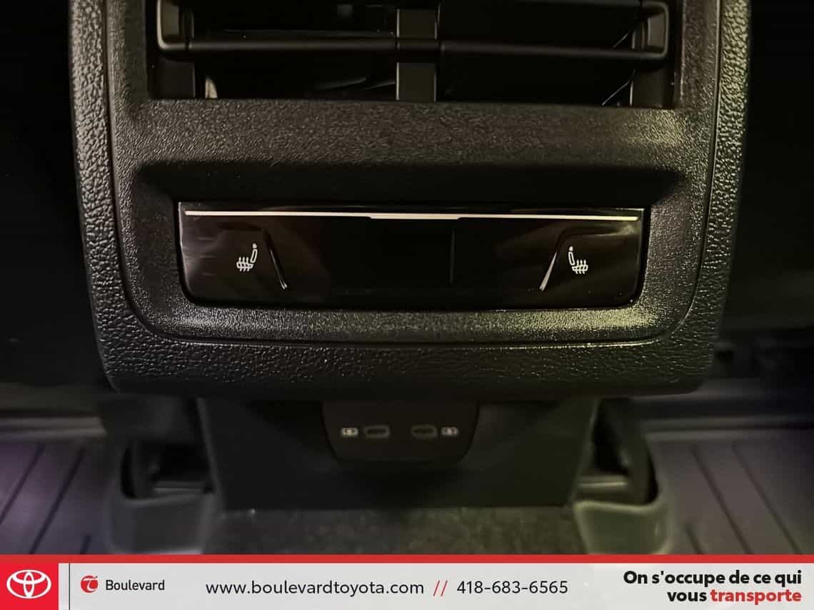 2024 Volkswagen Golf R R - Image 23