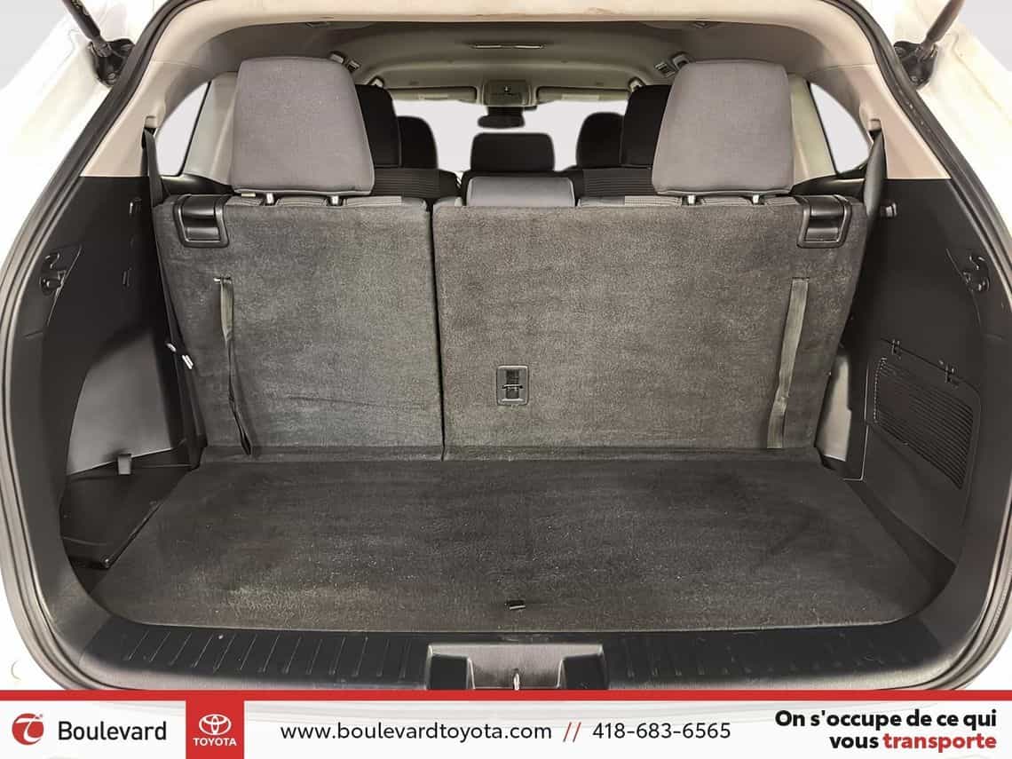 2023 Toyota Highlander Le - Image 25