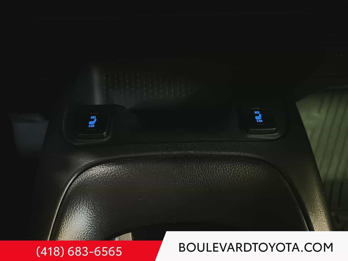 2022 Toyota Corolla Le - Image 16