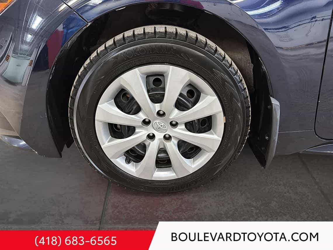 2022 Toyota Corolla Le - Image 8