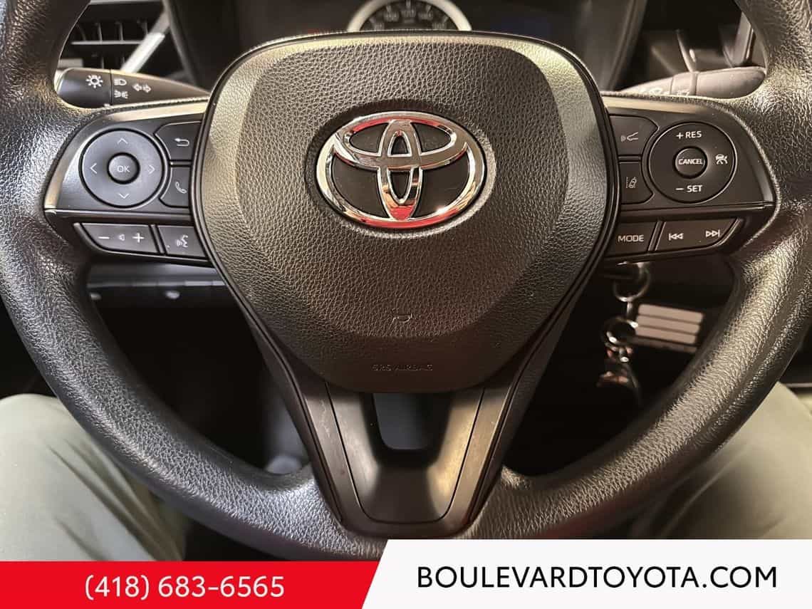 2022 Toyota Corolla Le - Image 11