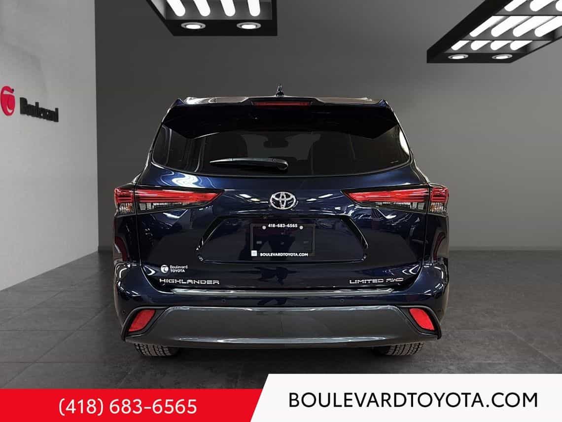 2023 Toyota Highlander Limited - Image 5