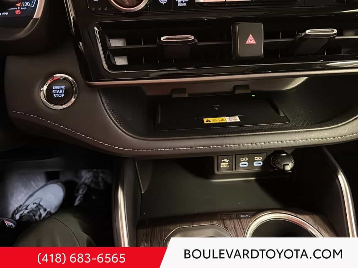 2023 Toyota Highlander Limited - Image 20
