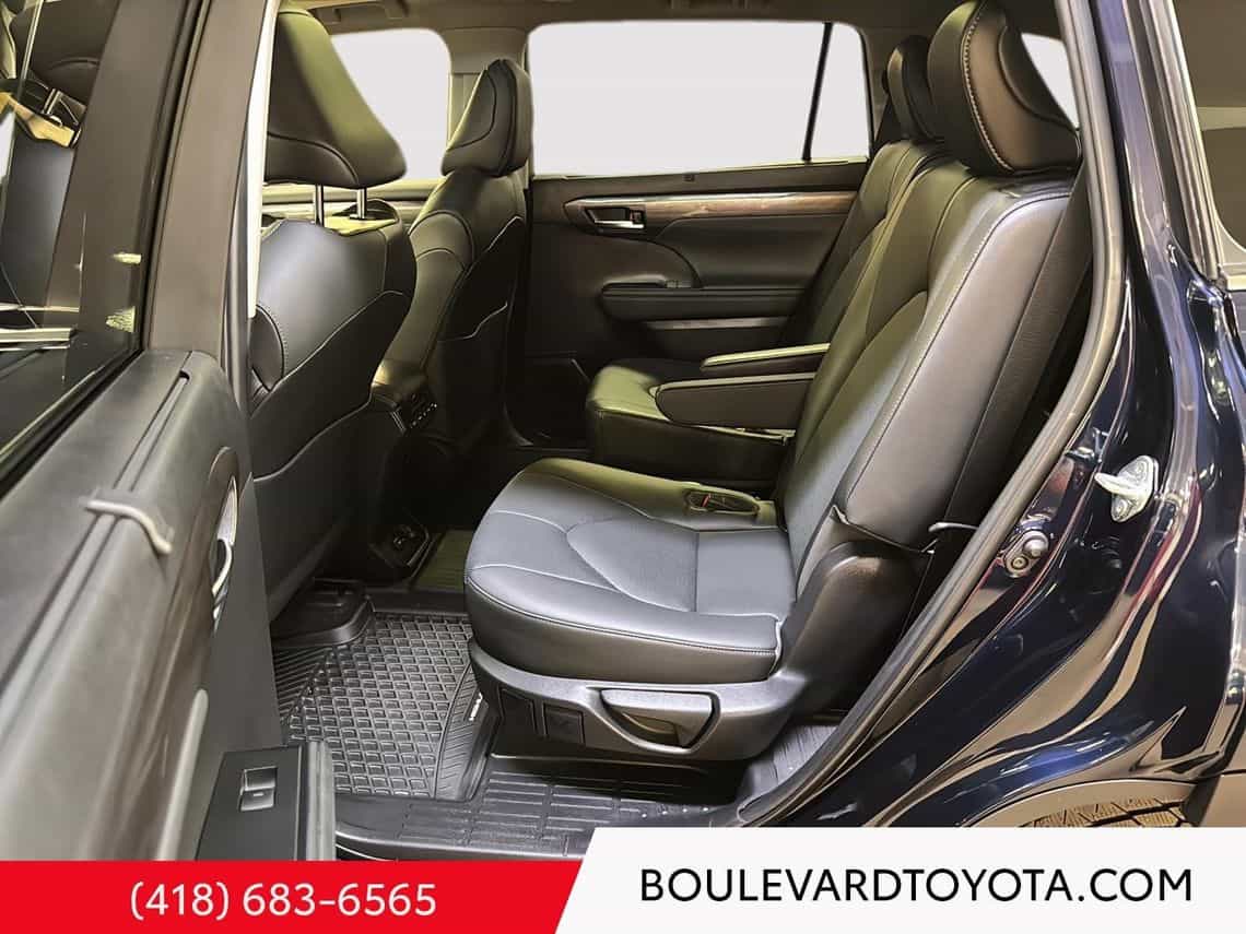 2023 Toyota Highlander Limited - Image 26