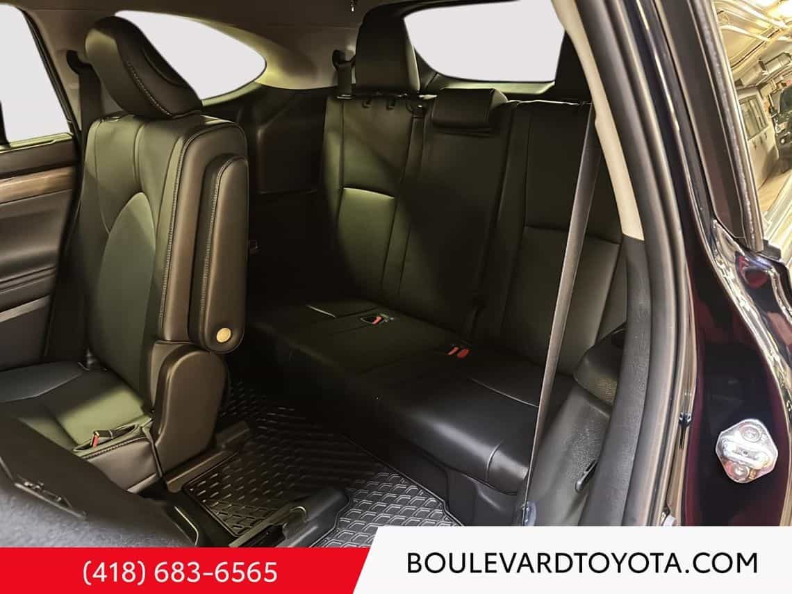 2023 Toyota Highlander Limited - Image 27