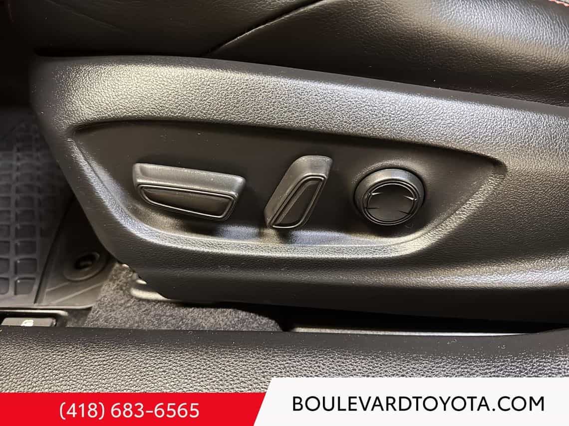 2023 Toyota Corolla Xse - Image 11