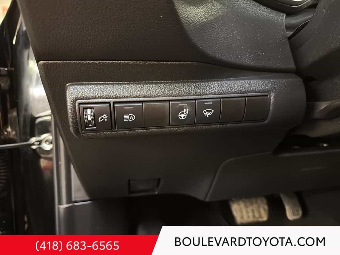 2023 Toyota Corolla Xse - Image 16