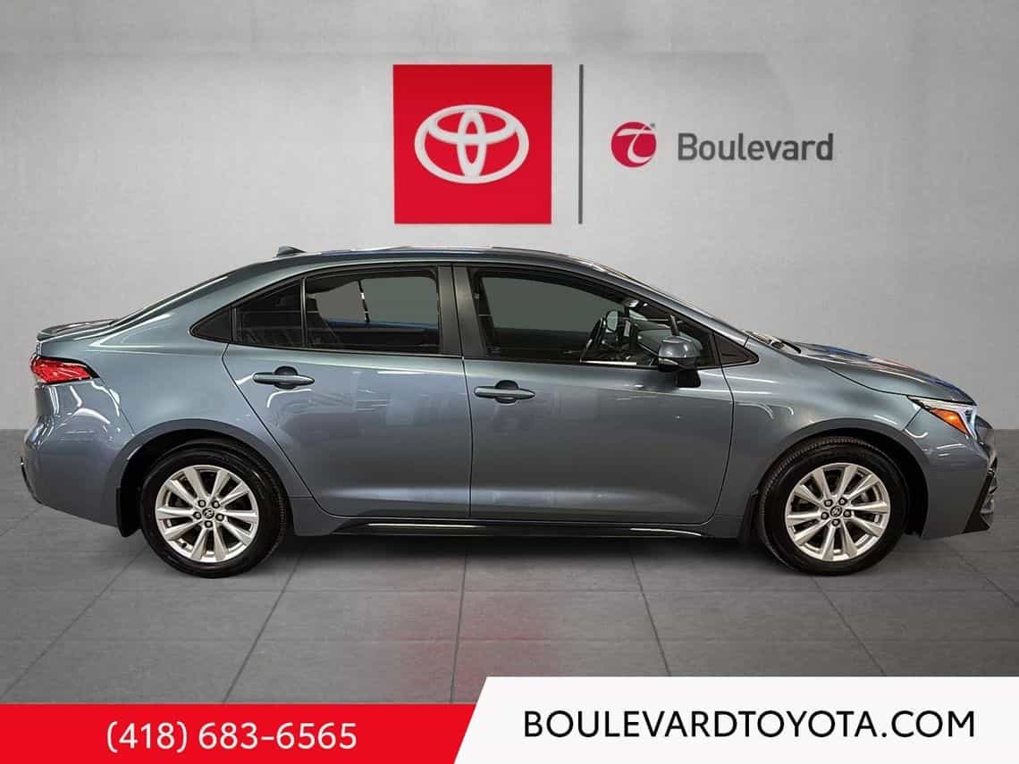 2023 Toyota Corolla Se - Image 3