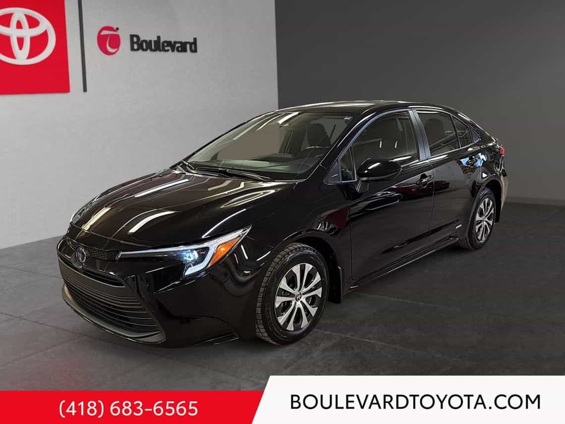 2025 Toyota Corolla LE Hybride - Image 1