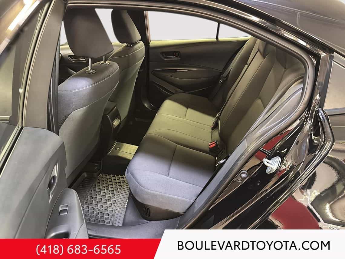 2025 Toyota Corolla LE Hybride - Image 21