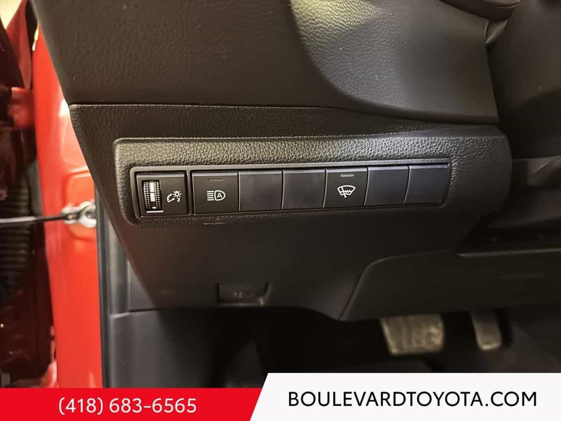 2020 Toyota Corolla Base - Image 12