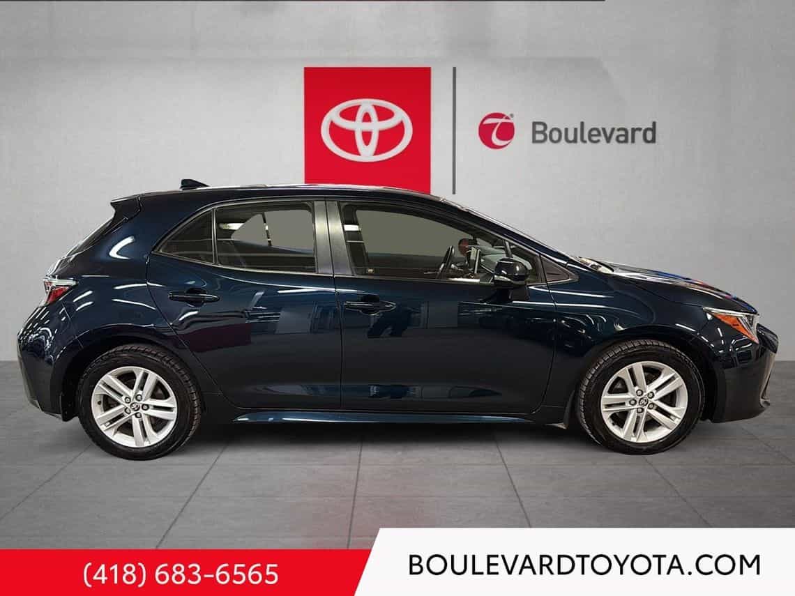 2021 Toyota Corolla Se - Image 3