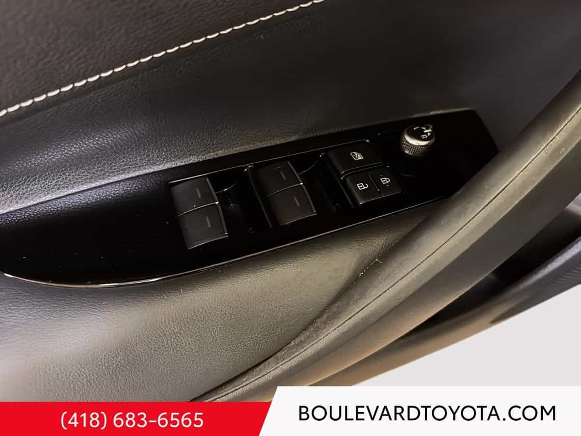 2021 Toyota Corolla Se - Image 9