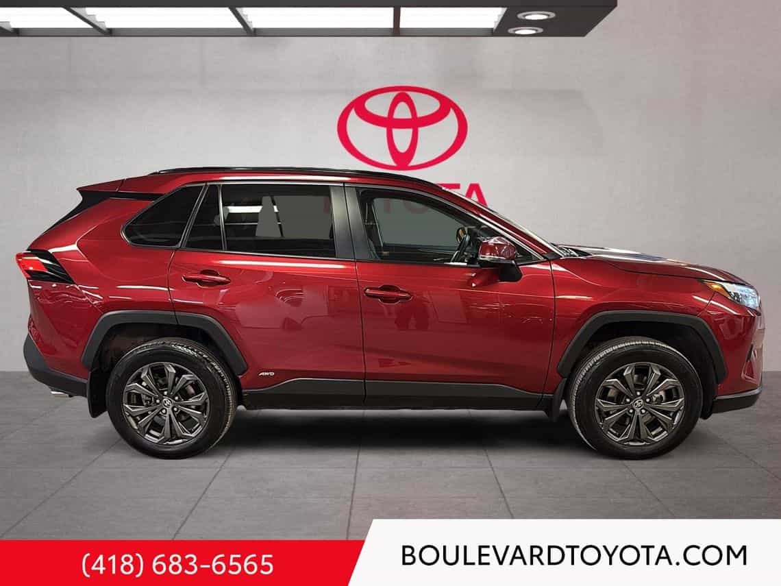 Image 3 Toyota Rav4 XLE Hybride 2024
