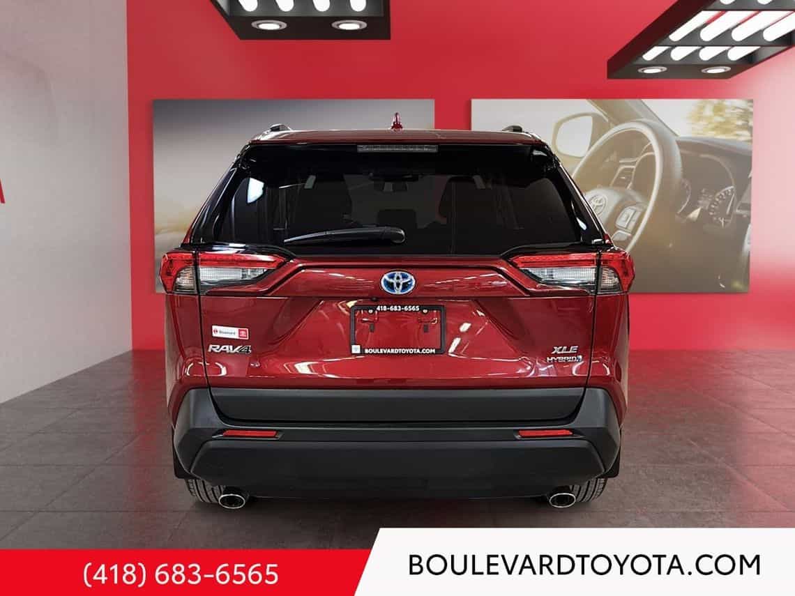2024 Toyota Rav4 XLE Hybride - Image 11