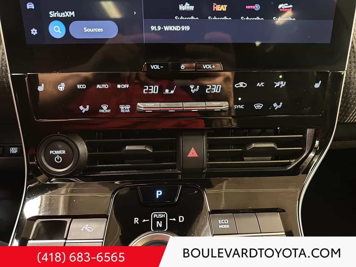 2023 Toyota BZ4X Xle - Image 4