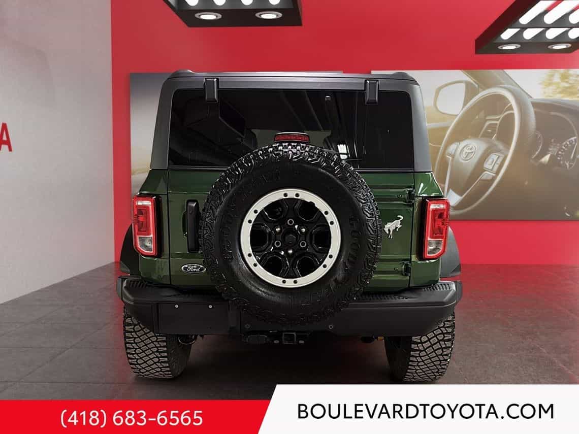 2024 Ford Bronco Black Diamond - Image 14