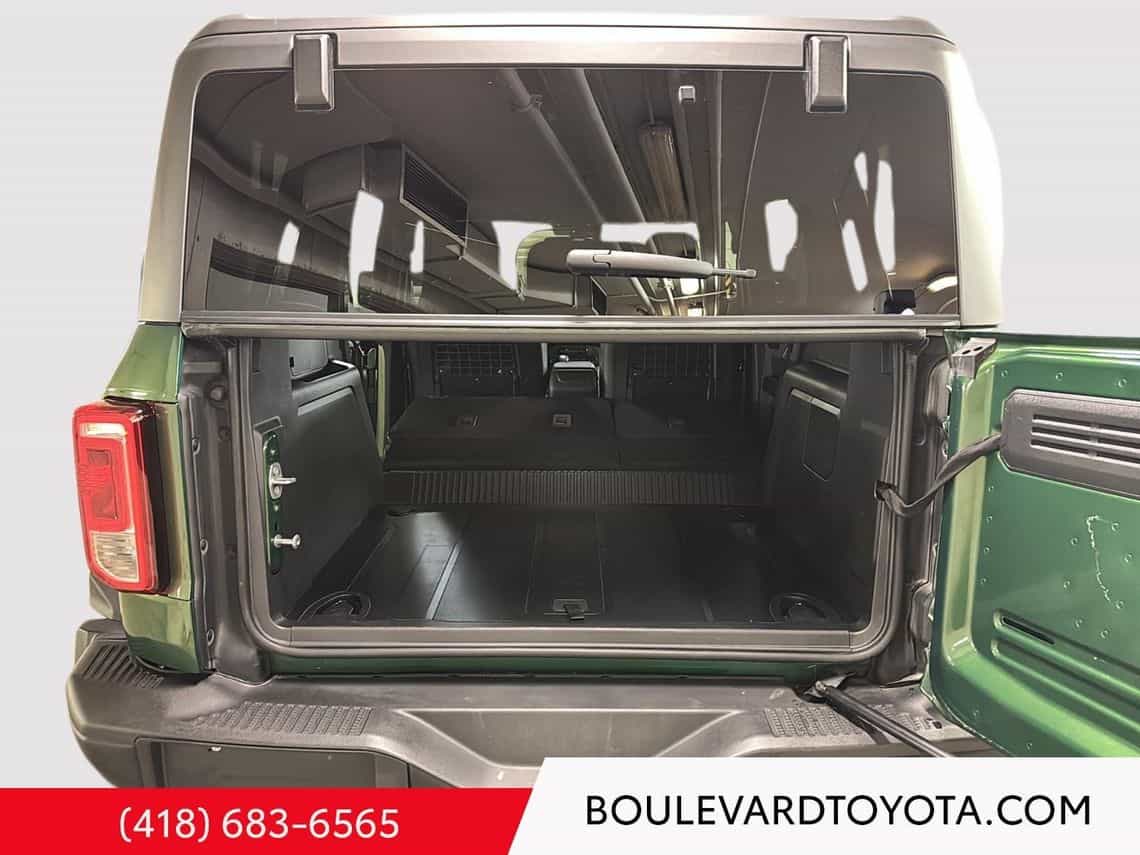 2024 Ford Bronco Black Diamond - Image 36