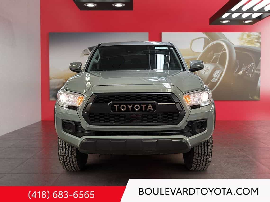 2022 Toyota Tacoma Trail - Image 2