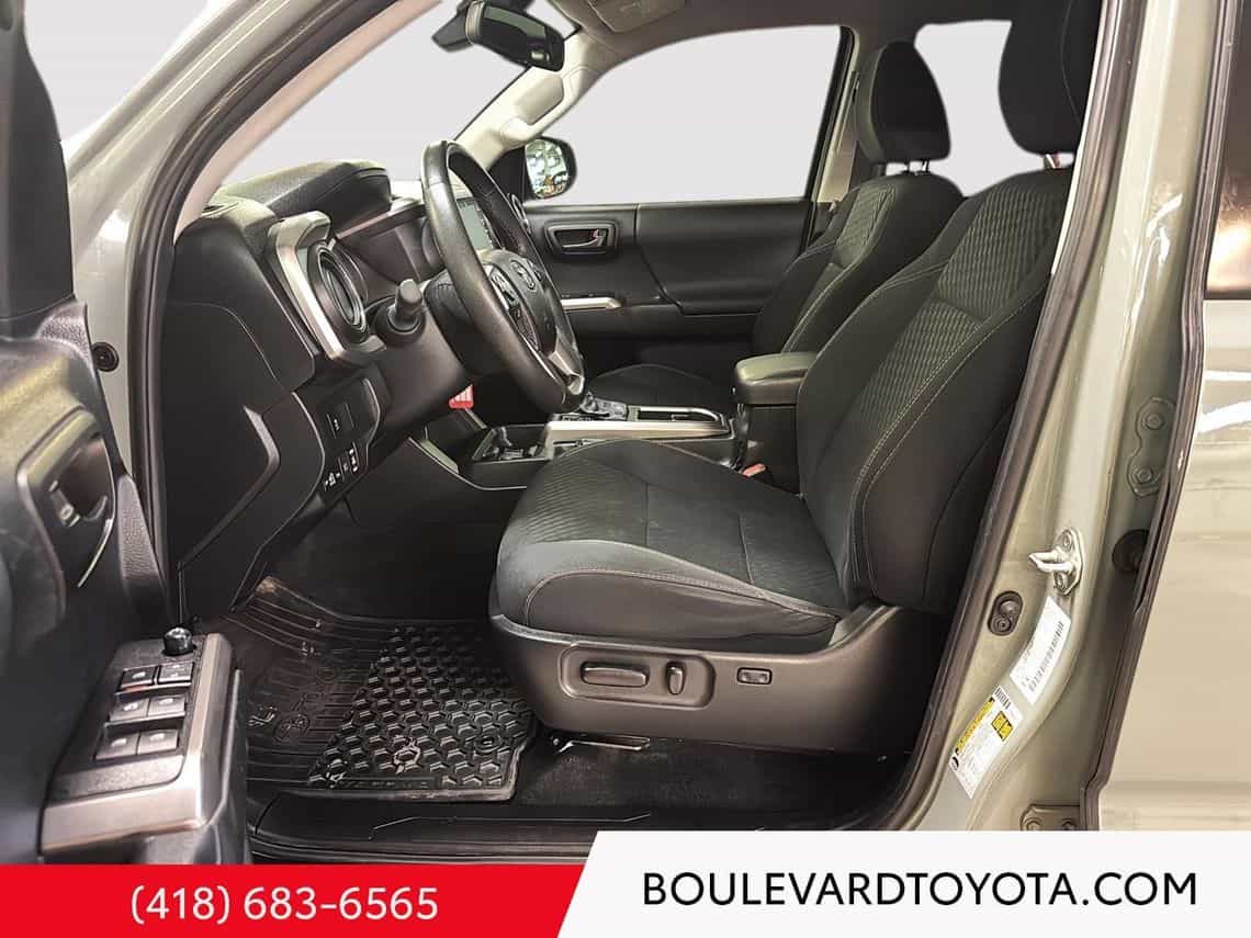 2022 Toyota Tacoma Trail - Image 27