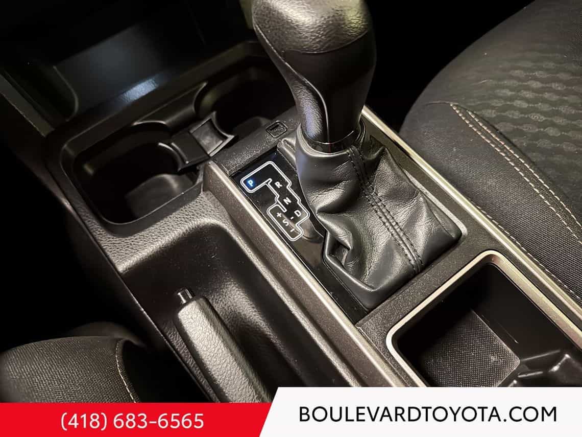 2022 Toyota Tacoma Trail - Image 28