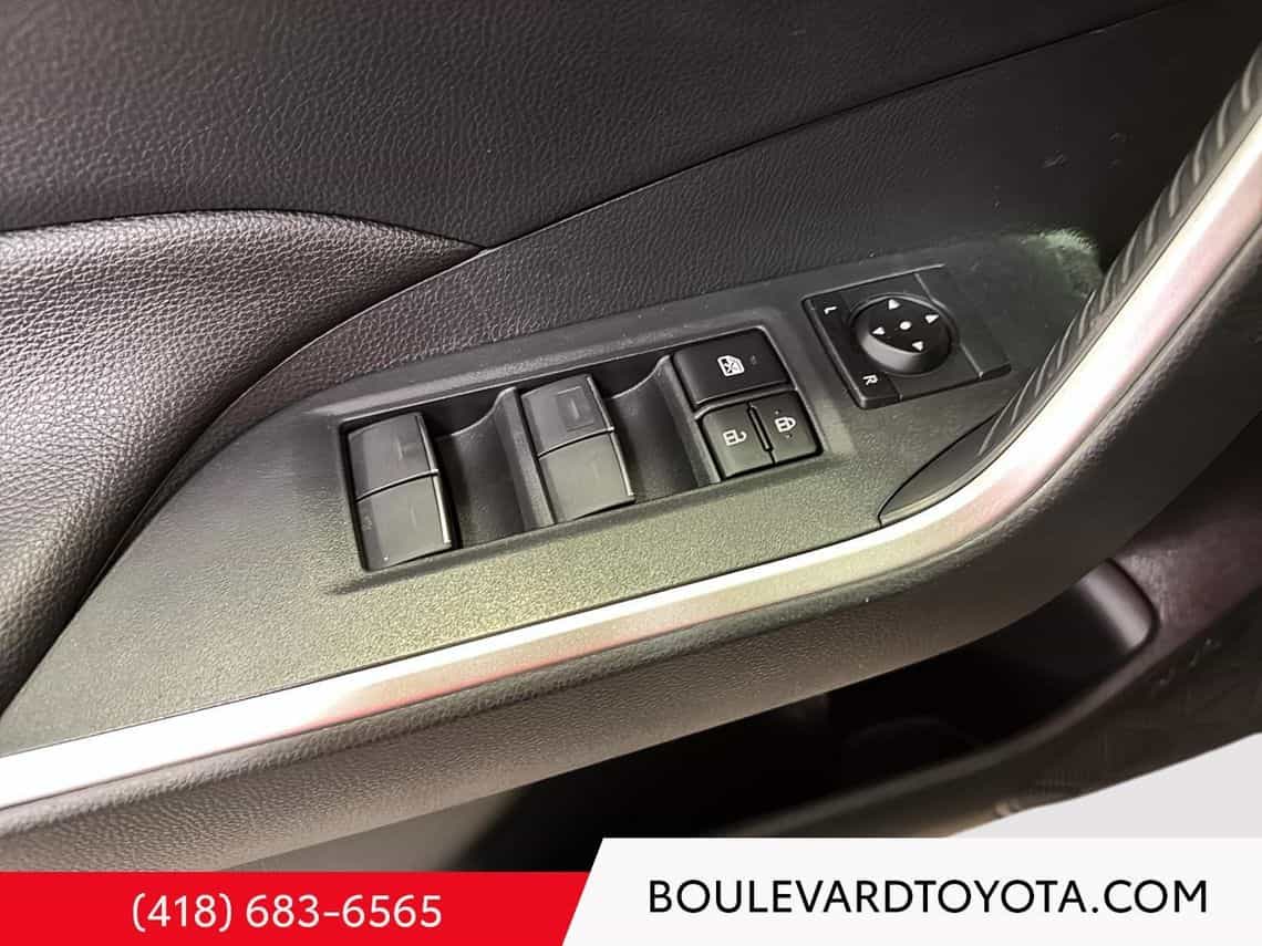 2023 Toyota Rav4 Prime Se - Image 9