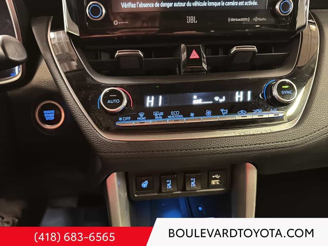 2022 Toyota Corolla Cross Xle - Image 41