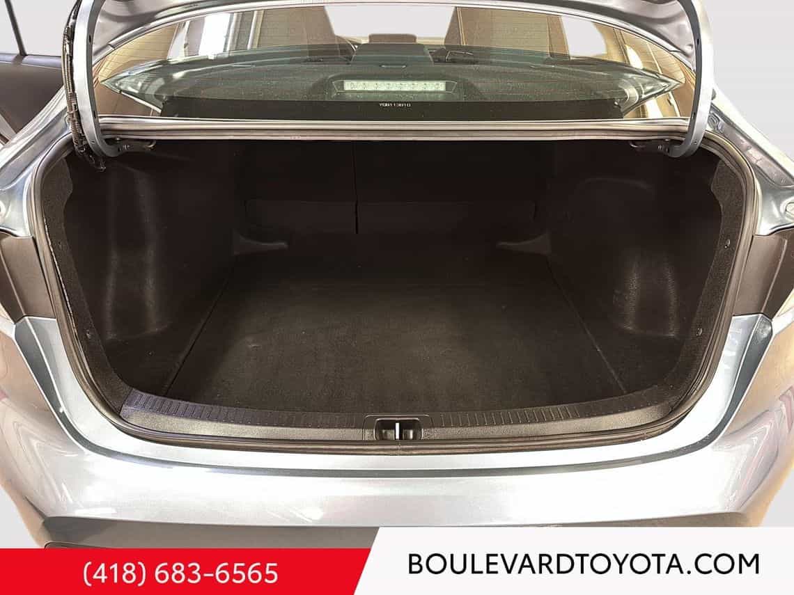 Image 20 Toyota Corolla L 2022