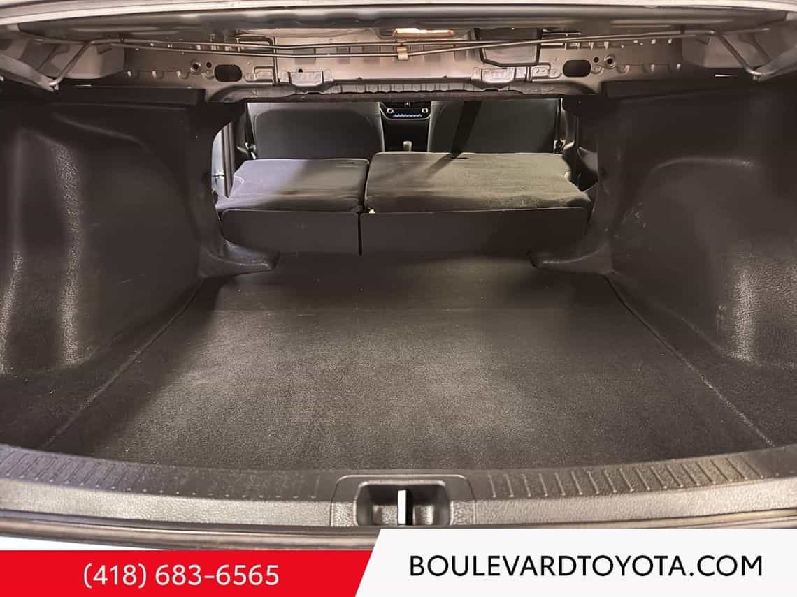 2022 Toyota Corolla L - Image 21