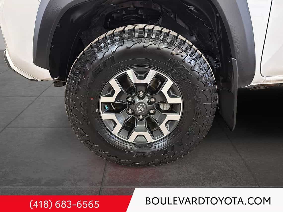 2023 Toyota Tacoma TRD Offroad - Image 8