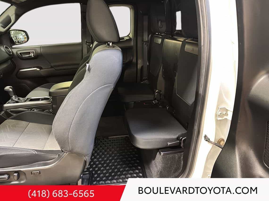 2023 Toyota Tacoma TRD Offroad - Image 25