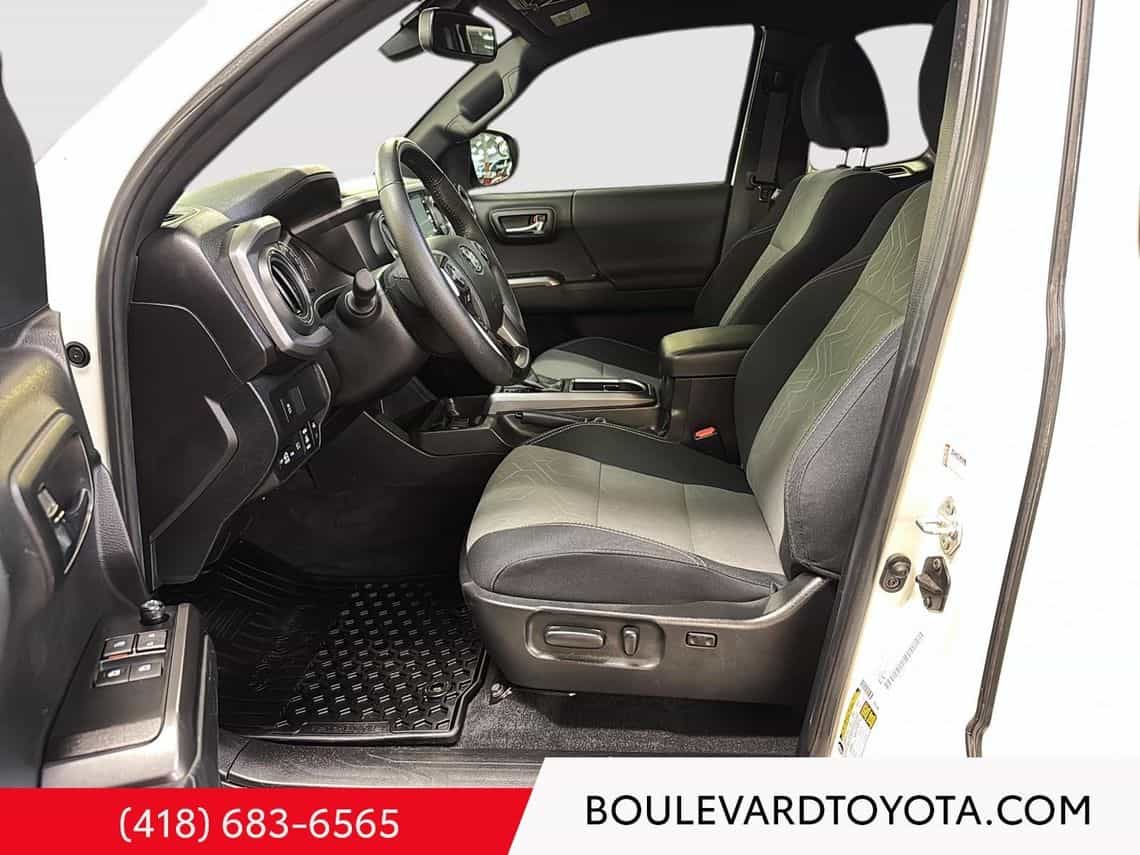 2023 Toyota Tacoma TRD Offroad - Image 29