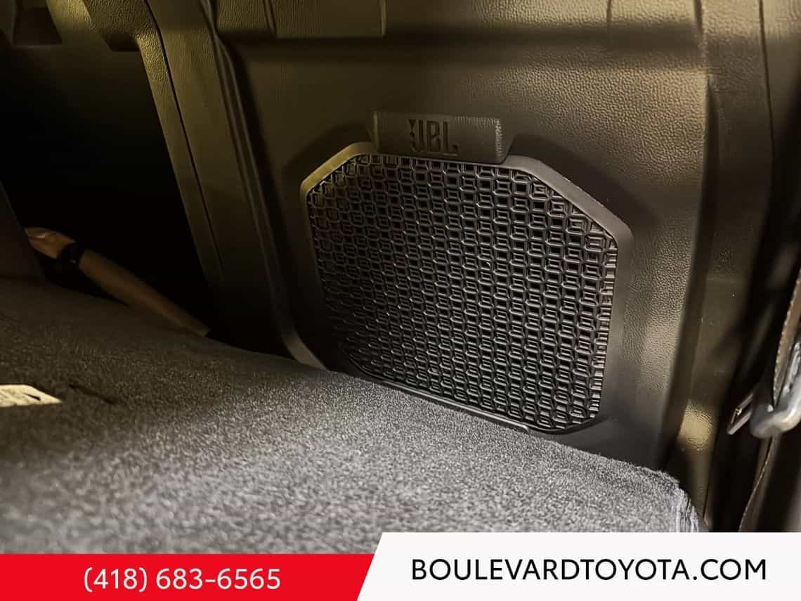 2024 Toyota Tacoma TRD Offroad Hybrid - Image 23