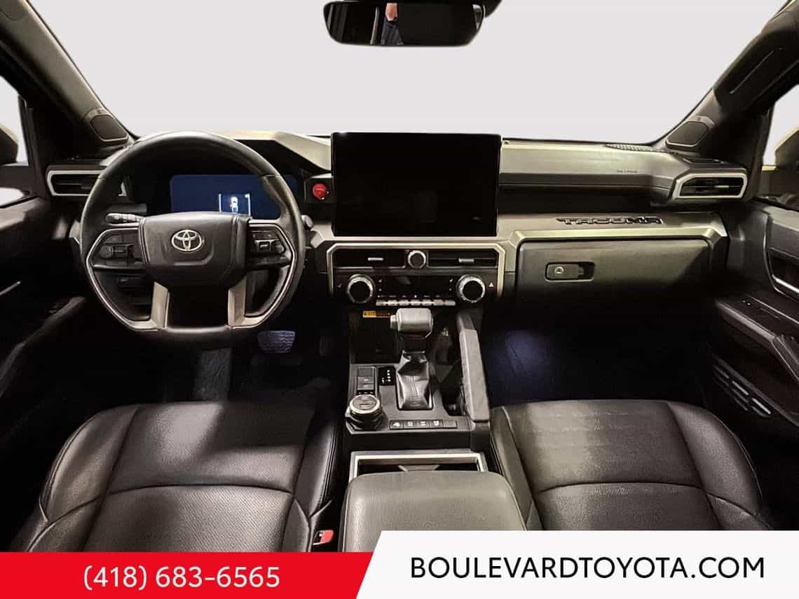 2024 Toyota Tacoma TRD Offroad Hybrid - Image 32
