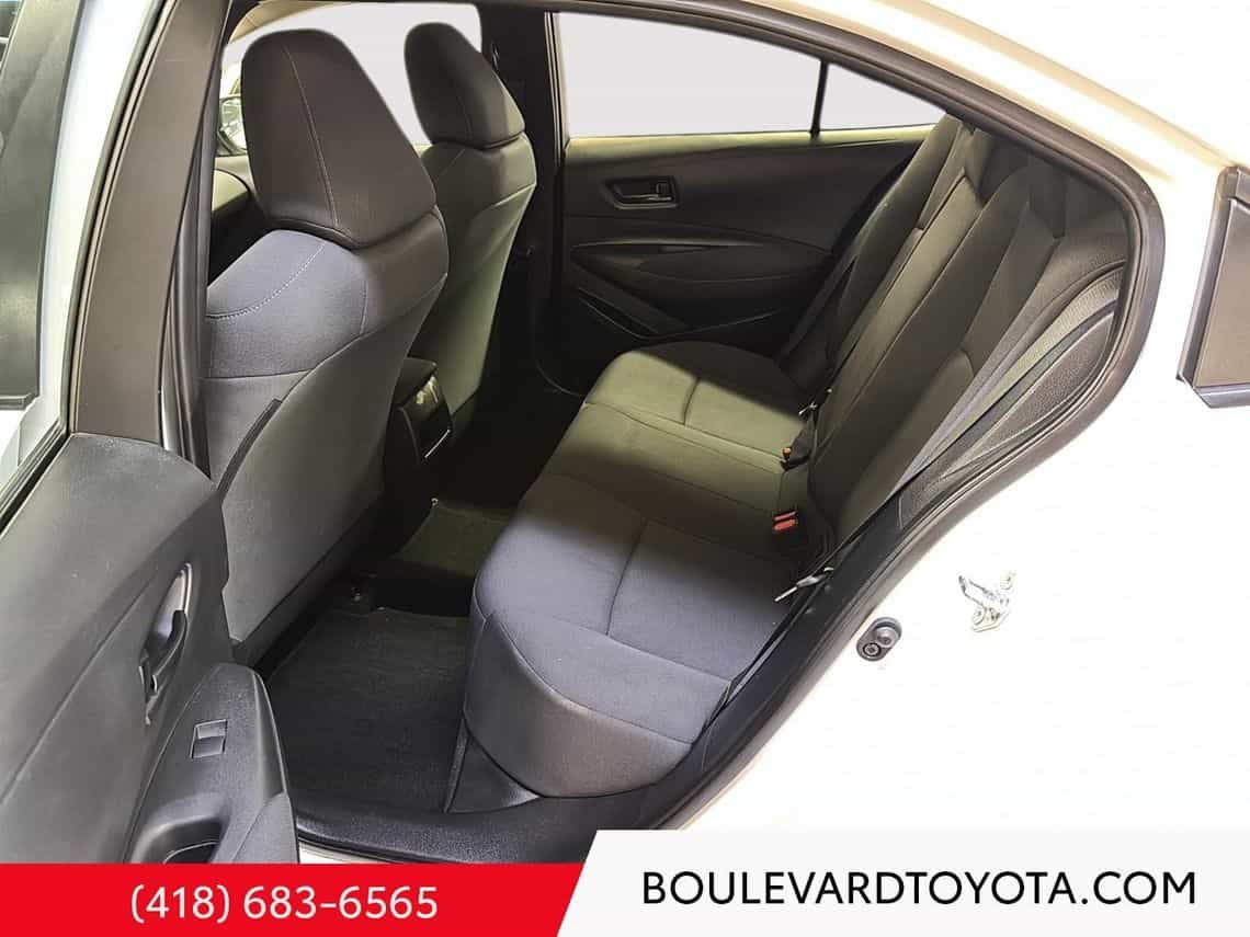 2022 Toyota Corolla Le - Image 25