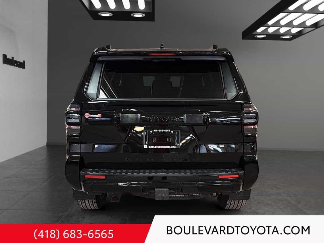 2025 Toyota 4Runner TRD Sport - Image 14