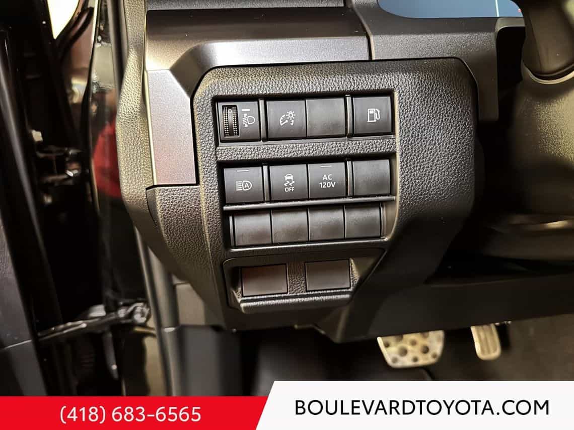 2025 Toyota 4Runner TRD Sport - Image 25