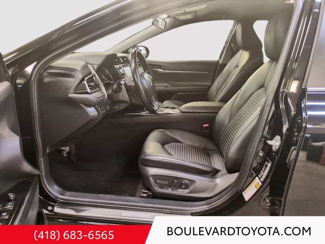 2019 Toyota Camry Se - Image 10