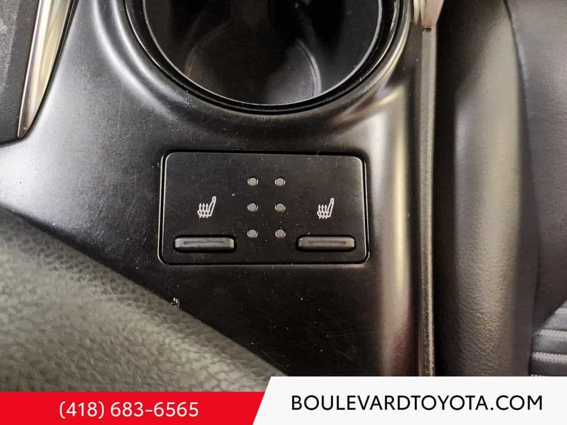 2019 Toyota Camry Se - Image 17