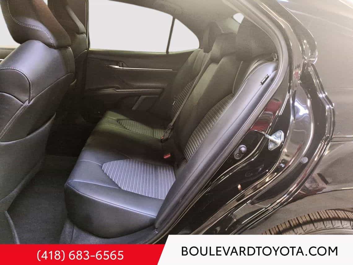 2019 Toyota Camry Se - Image 20