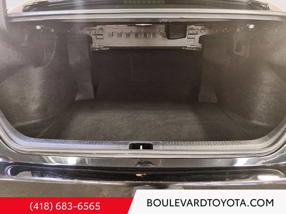 2019 Toyota Camry Se - Image 21