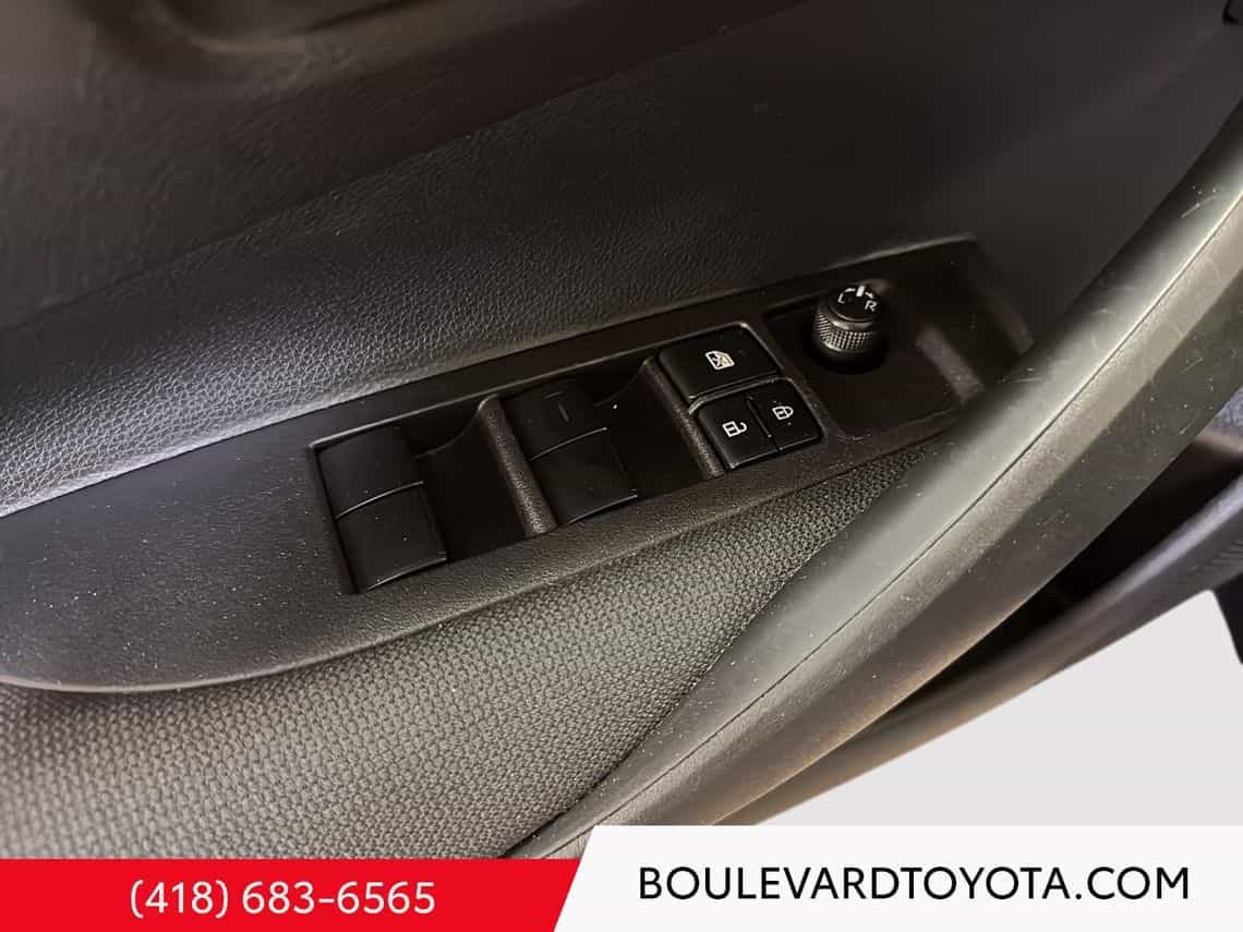 2020 Toyota Corolla Le - Image 27