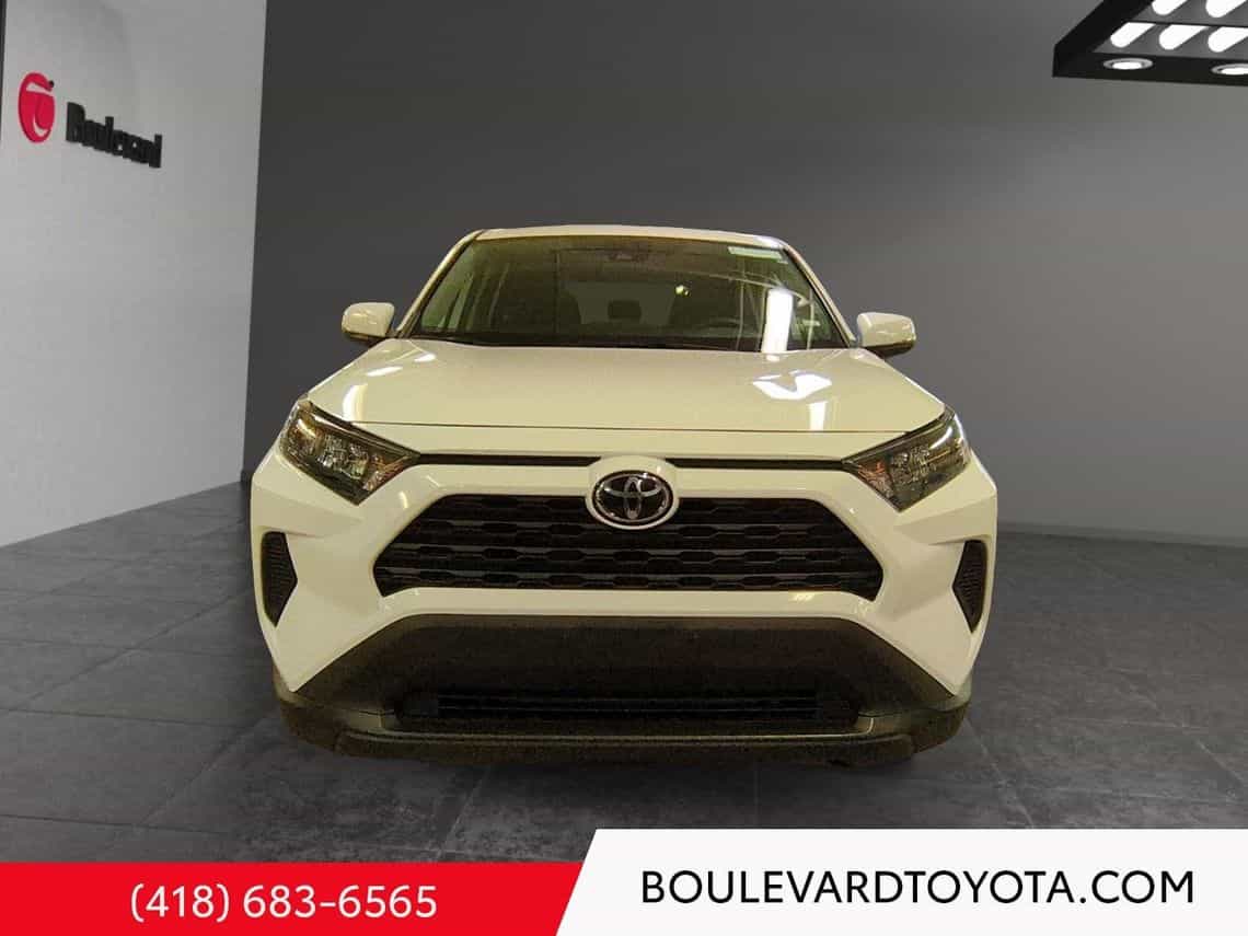 Image 2 Toyota Rav4 Le 2024