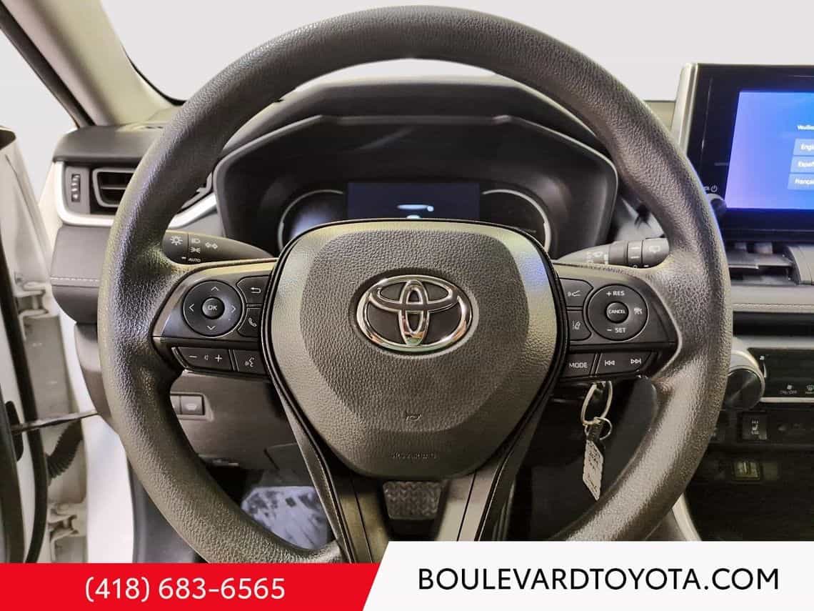 Image 13 Toyota Rav4 Le 2024