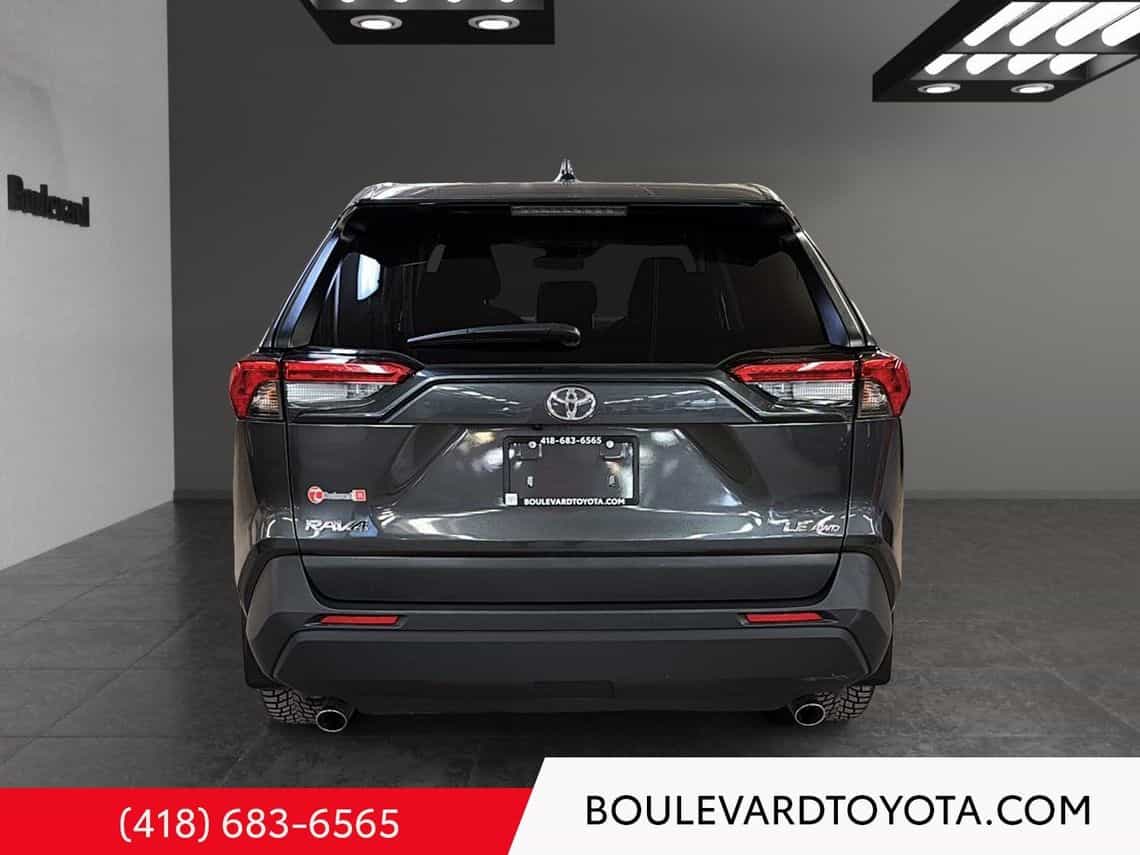 2024 Toyota Rav4 Le - Image 10