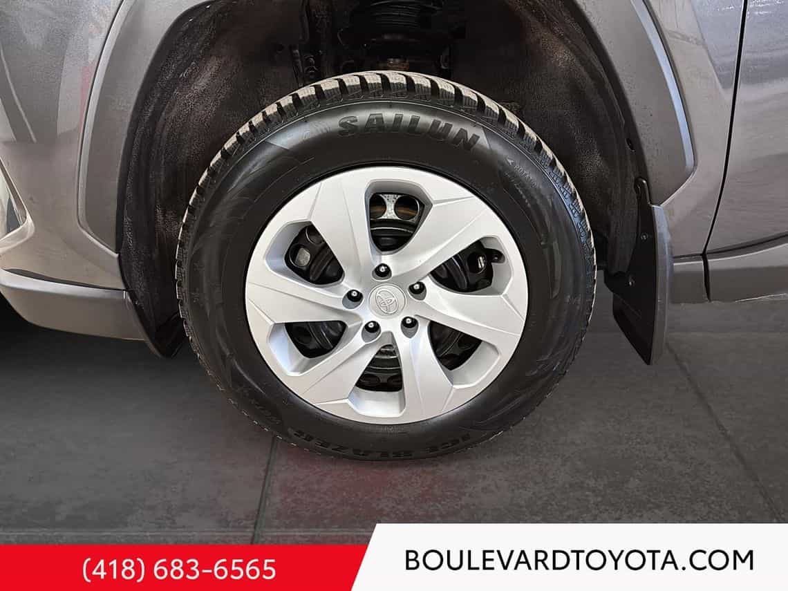 2024 Toyota Rav4 Le - Image 15