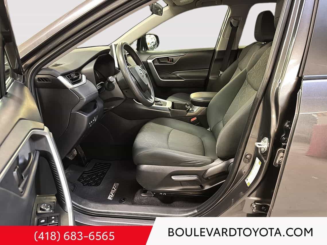 2024 Toyota Rav4 Le - Image 20