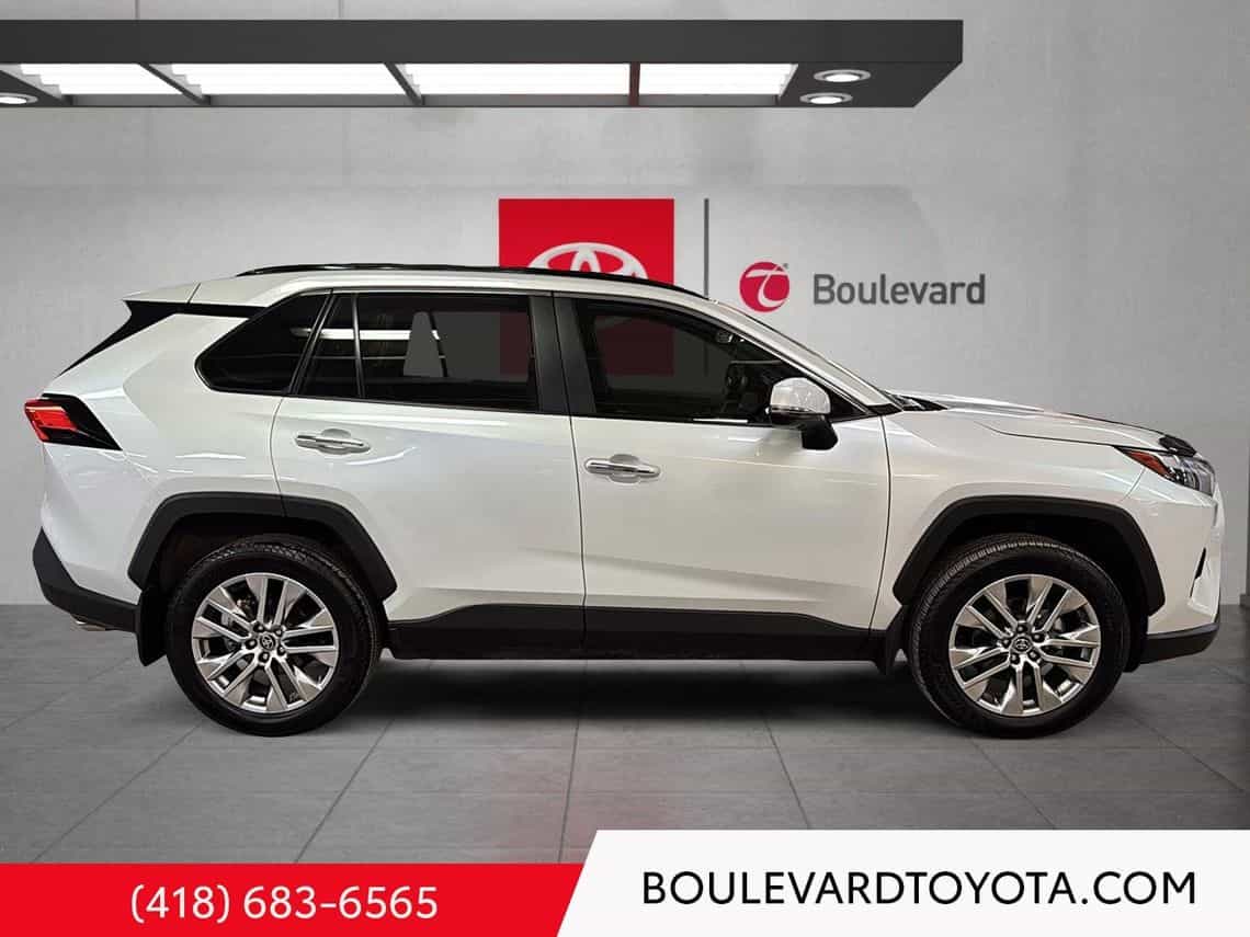 Image 3 Toyota Rav4 Limited 2025