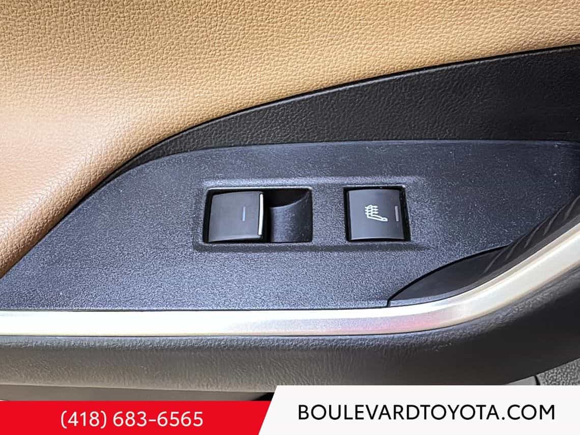 Image 42 Toyota Rav4 Limited 2025