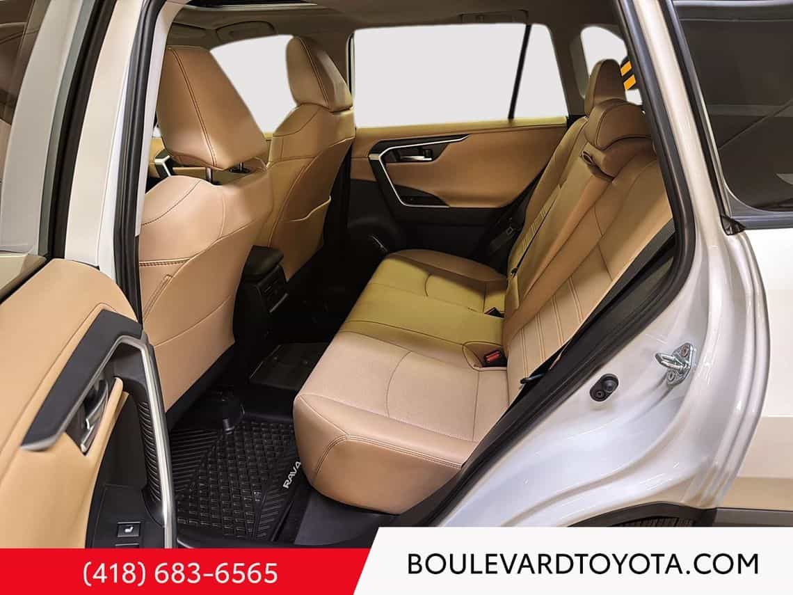 Image 44 Toyota Rav4 Limited 2025